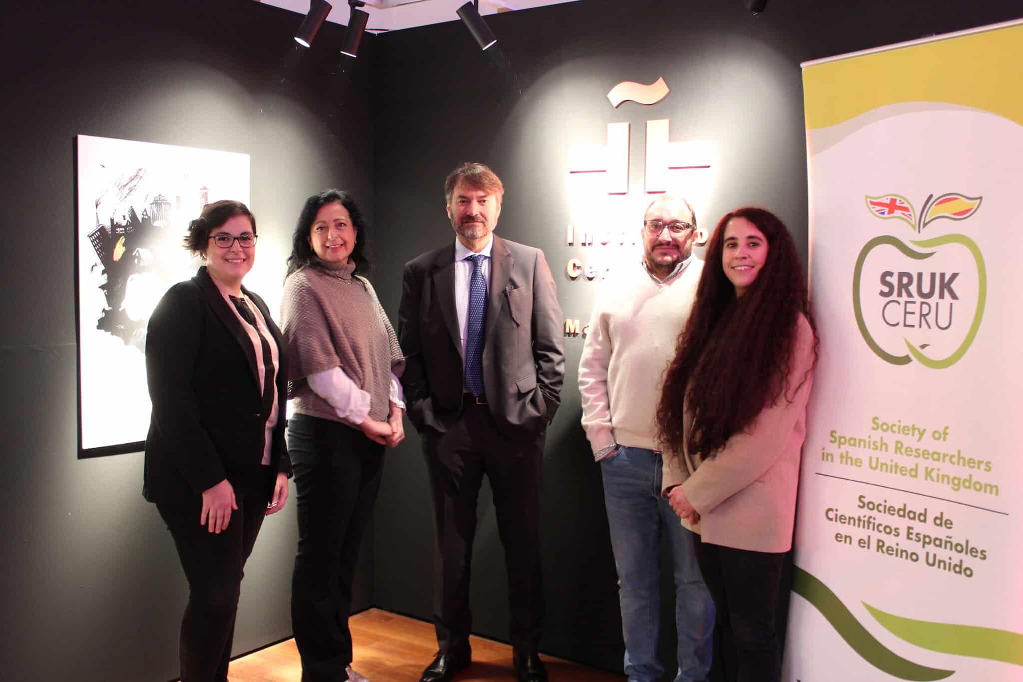Photo of organisers, Dr. Francisco Puentes and Prof. Esther Nieto Moreno de Diezmas.